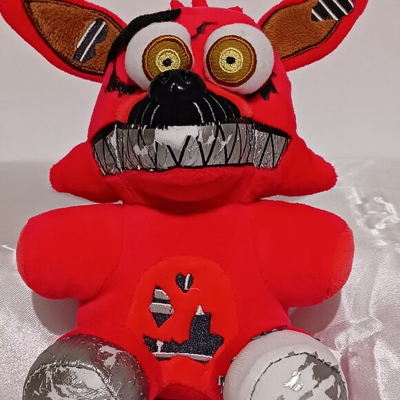 Lot Of 6 Five Nights At Freddys 48x36 fleece throw w\5 plush stuffed animals - Picture 3 of 7